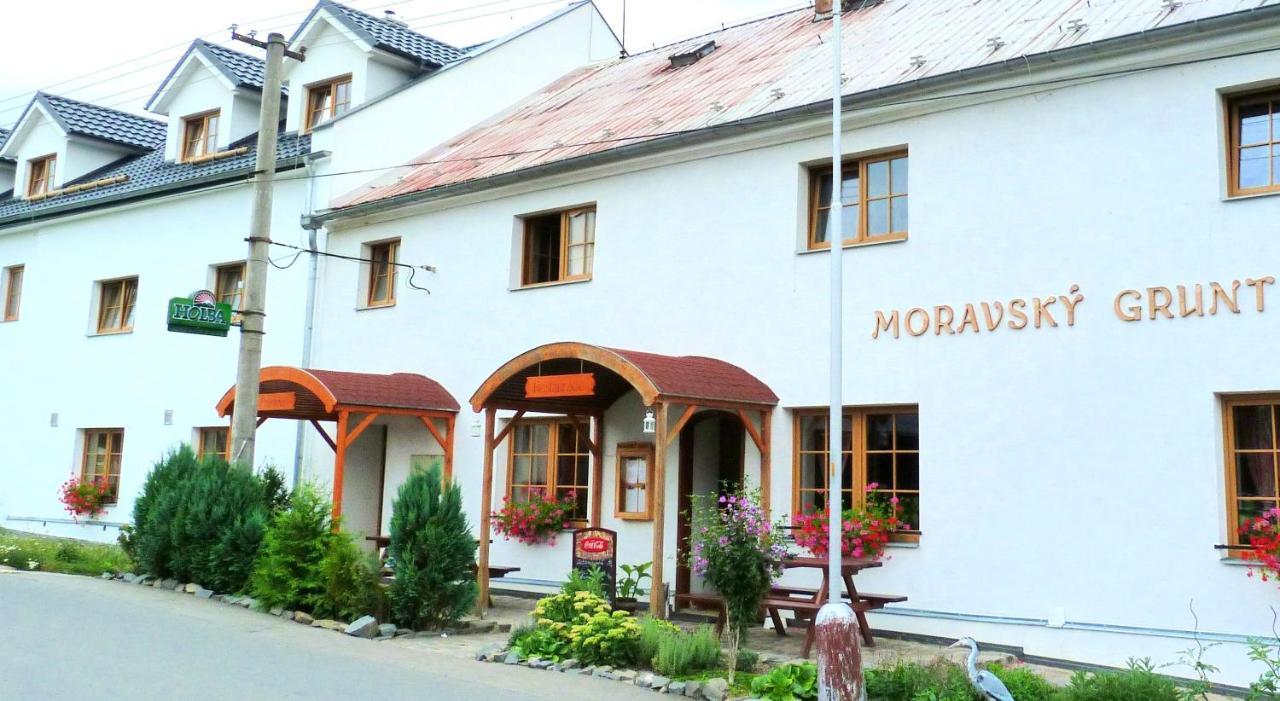 Apartmany Moravsky Grunt Olomouc Bagian luar foto
